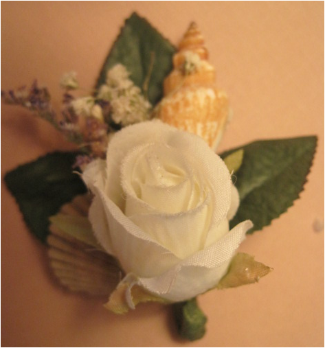 Shell and flower boutonniere, a DIY tutorial. Save money! www.shellcrafter.com 